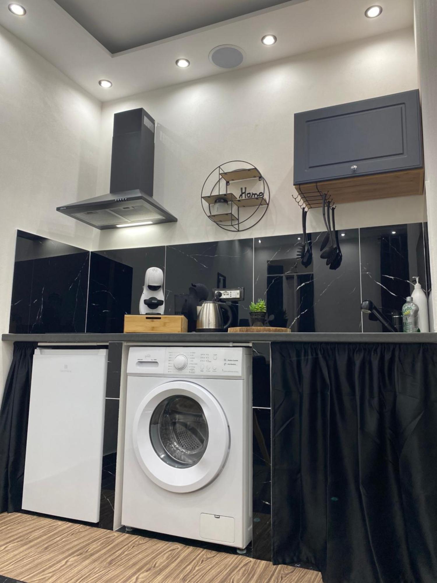 Holiday Home Joy ปาแลร์โม ภายนอก รูปภาพ